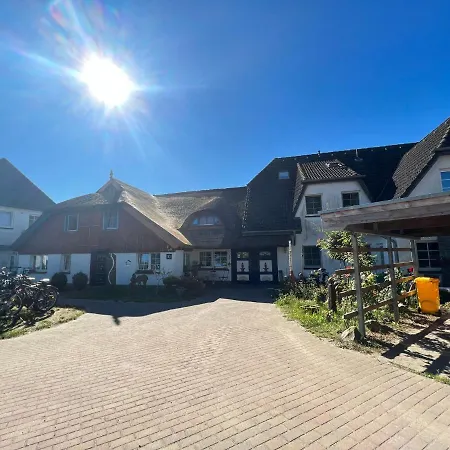 Martens - Jana Lejlighed Wieck